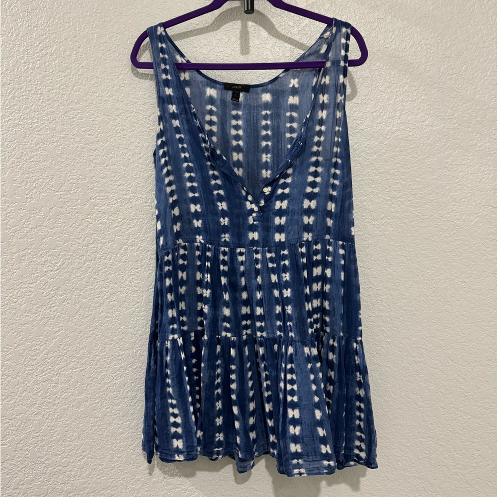Blue and White Sleeveless Dress